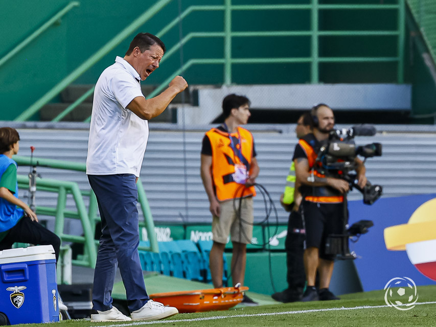 Paulo Sérgio a treinar o Portimonense