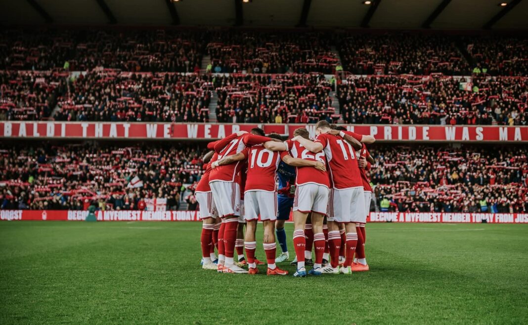 Jogadores do Nottingham Forest a atuarem na Premier League