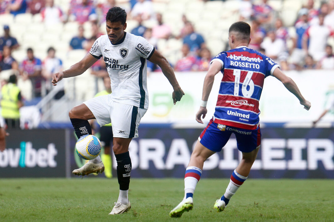 Botafogo Fortaleza Danilo Barbosa