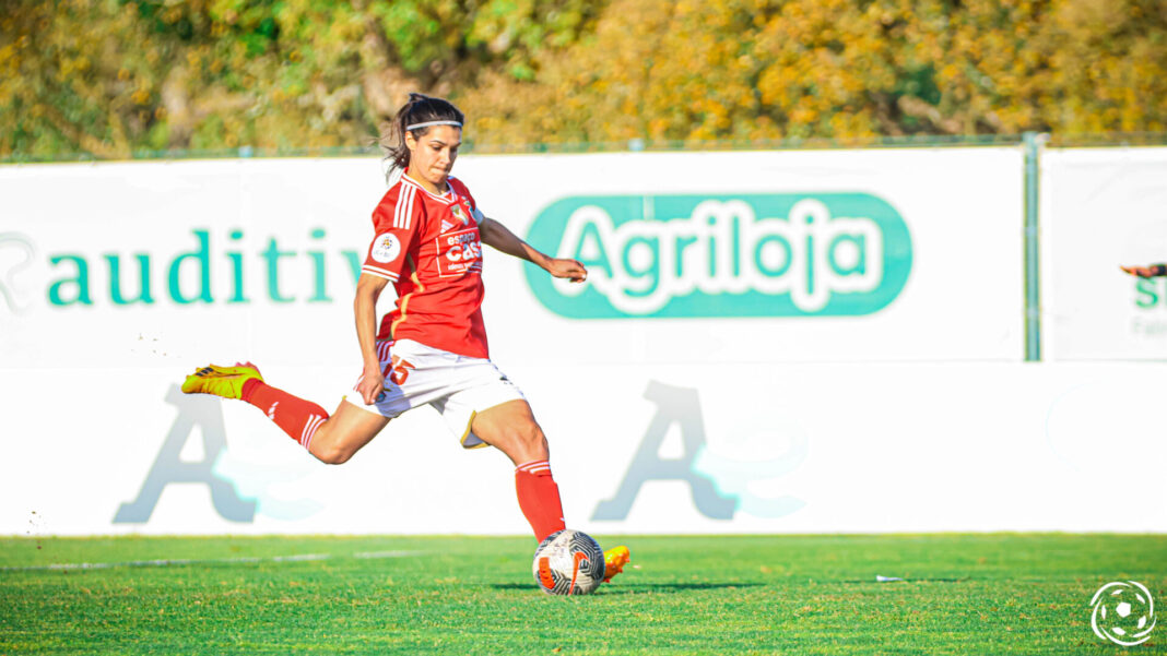 Carole Costa a jogar pelo Benfica