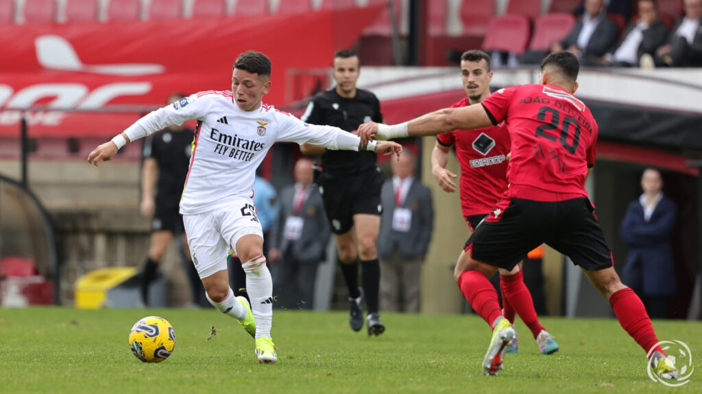 Gianluca Prestianni a jogar pelo Benfica B