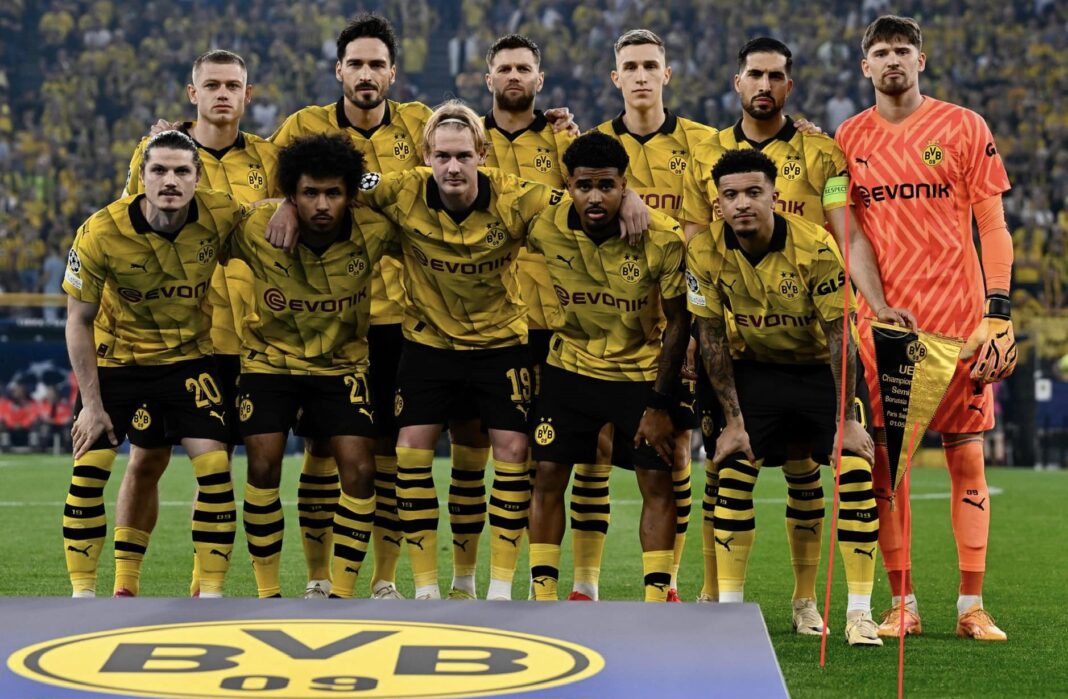 Borussia Dortmund a jogar na Champions