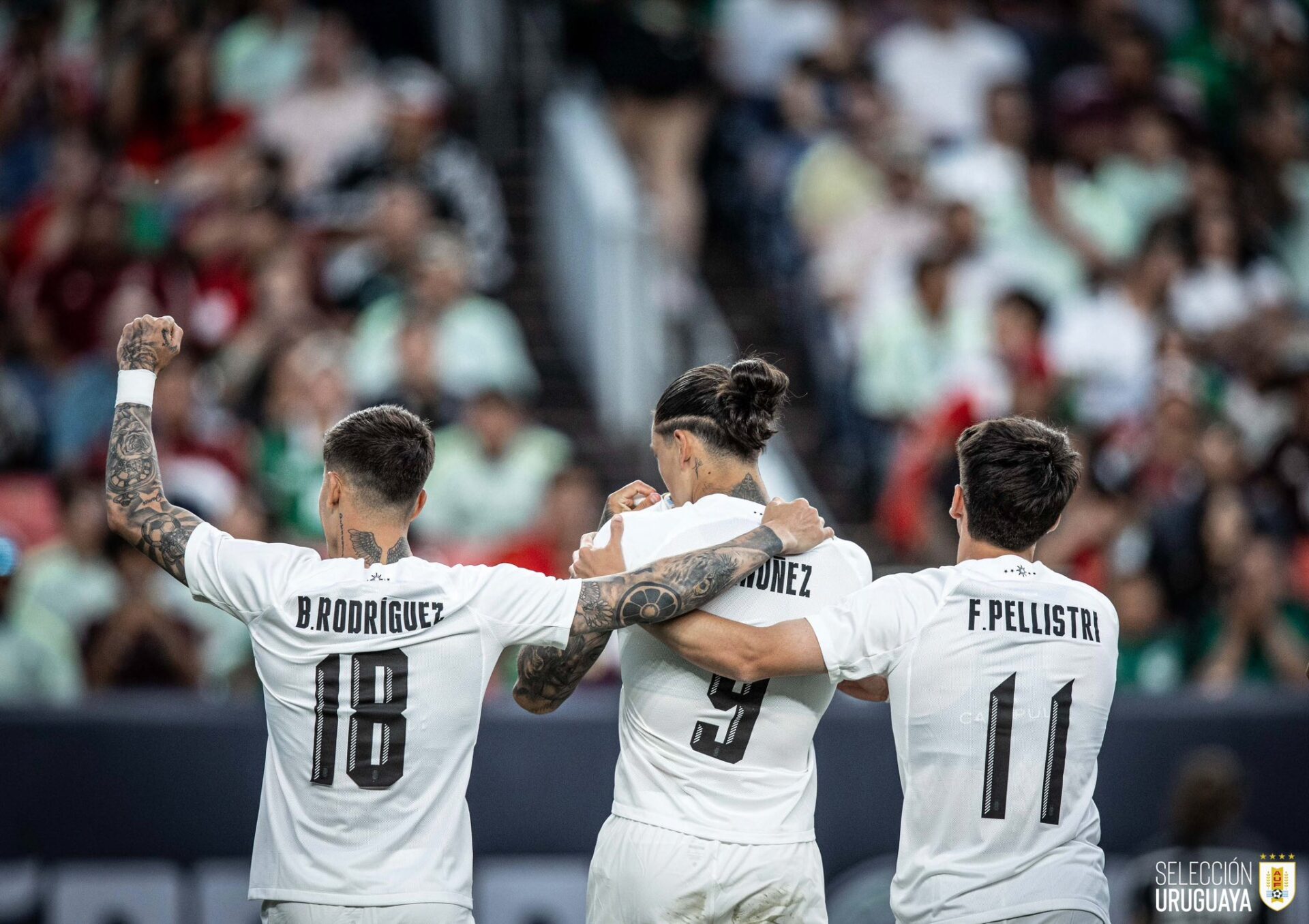 Uruguay vence a México gracias al hat-trick de Darwin Núñez