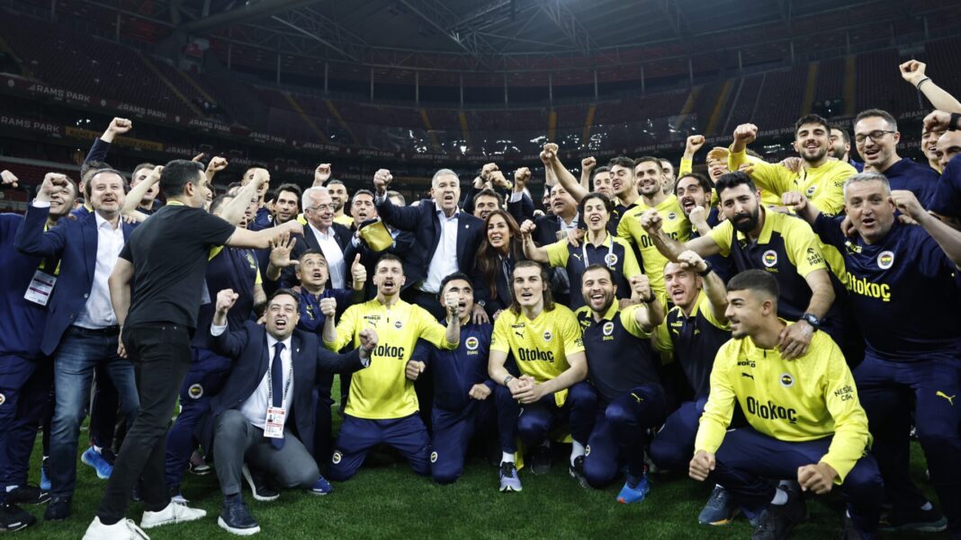 Fenerbahçe Jogadores