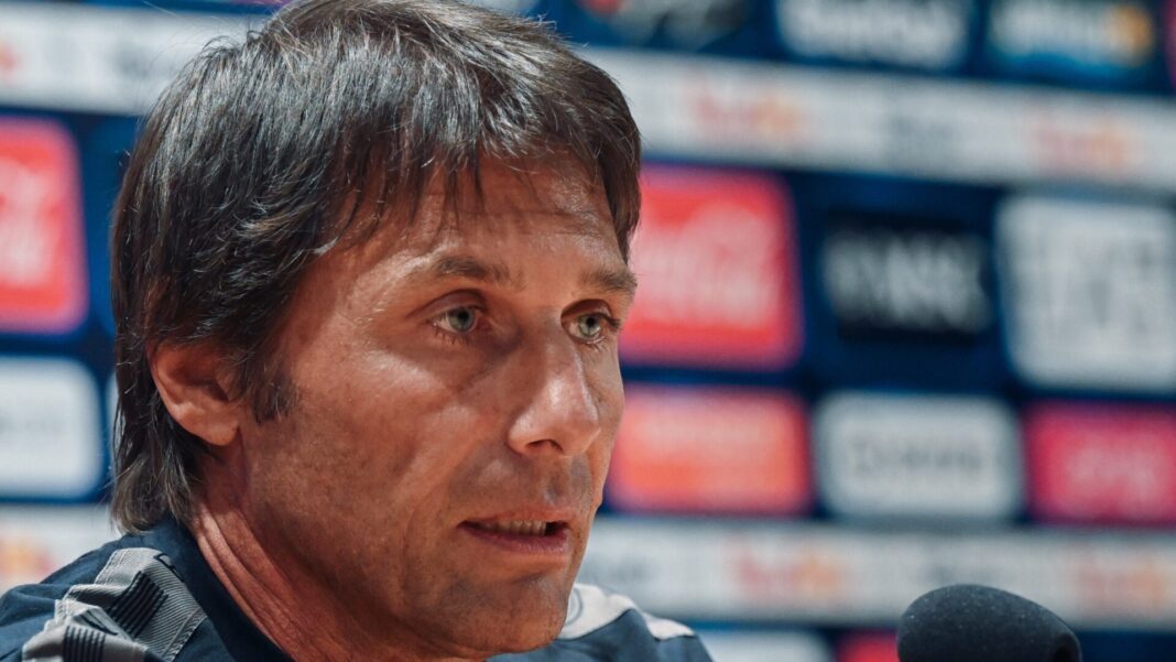 Antonio Conte Nápoles