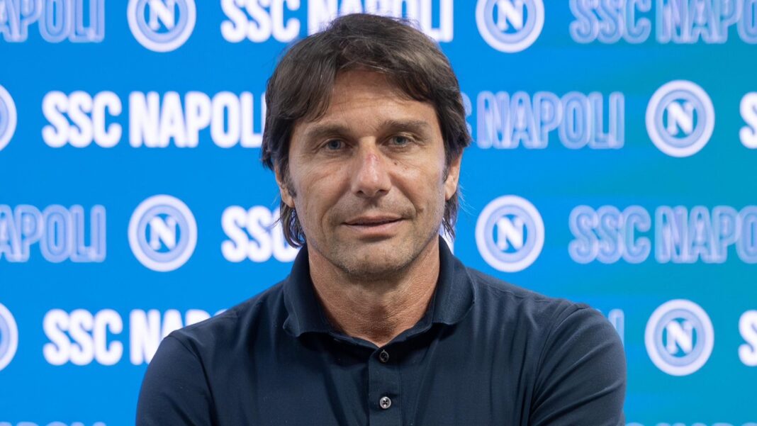 Antonio Conte Nápoles