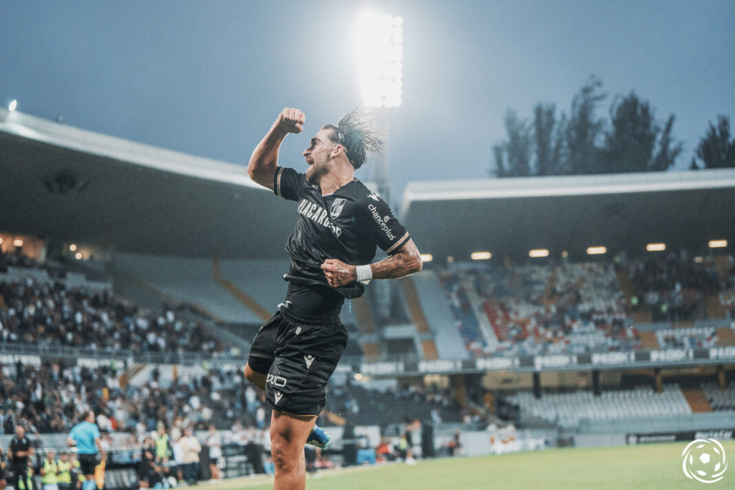 Jota Silva Vitória SC