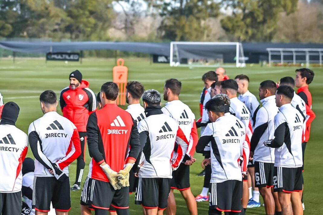 Jogadores do River Plate a treinar