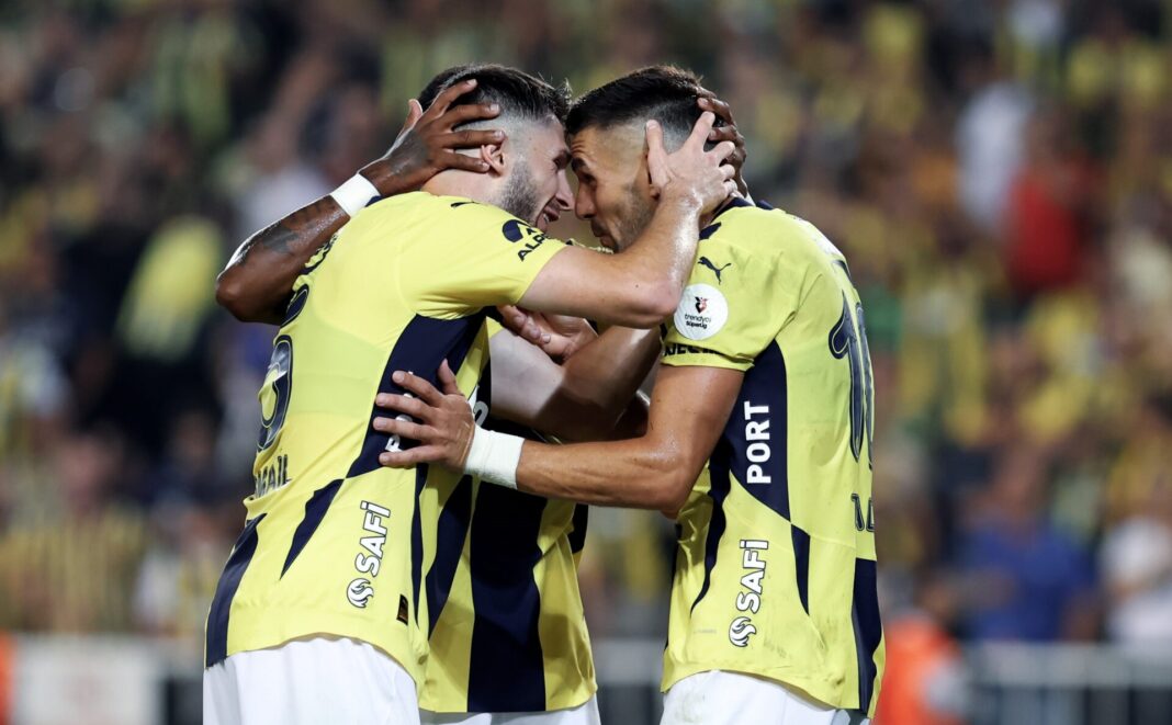 Fenerbahçe jogadores