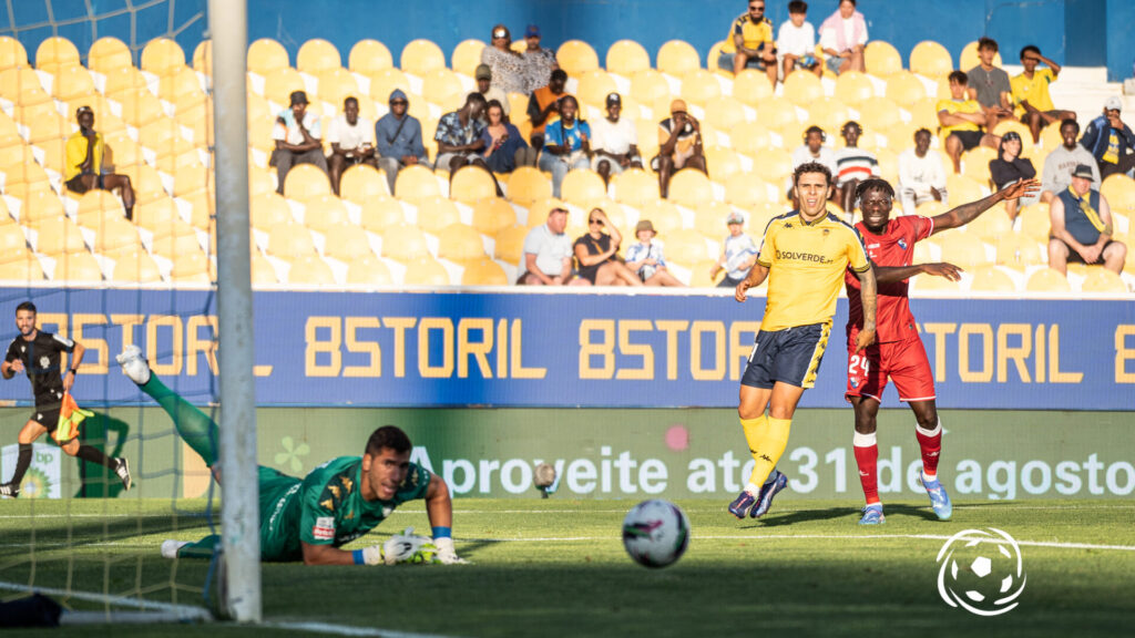 Mory Gbane Pedro Amaral Joel Robles Estoril Praia