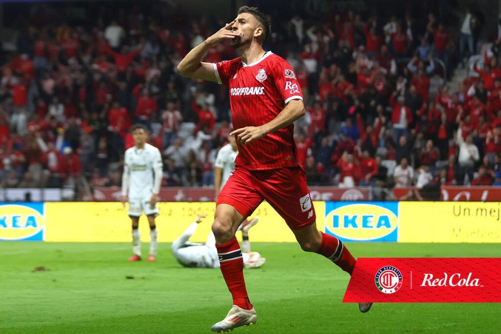 Paulinho marca na goleada do Toluca e segue destacado como melhor