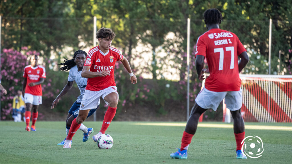 Rafael Luís no jogo entre o Benfica B e o Torreense