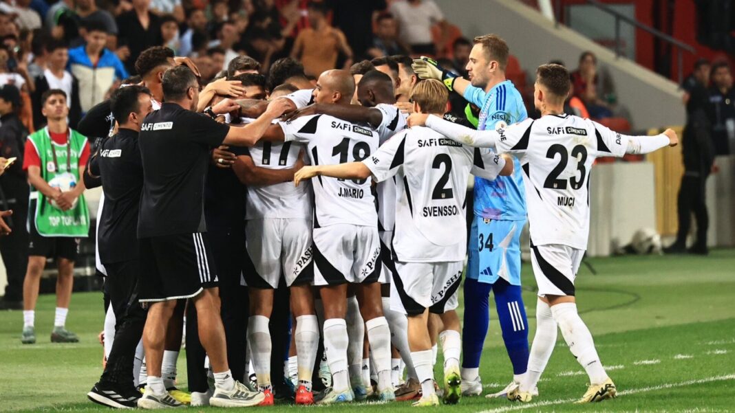 Besiktas Jogadores