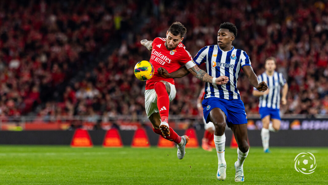 Nicolás Otamendi Samu Aghehowa Benfica FC Porto