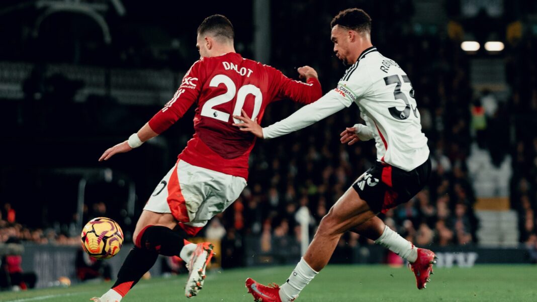 Diogo Dalot Antonee Robinson Manchester United Fulham Diogo Dalot Antonee Robinson Manchester United Fulham