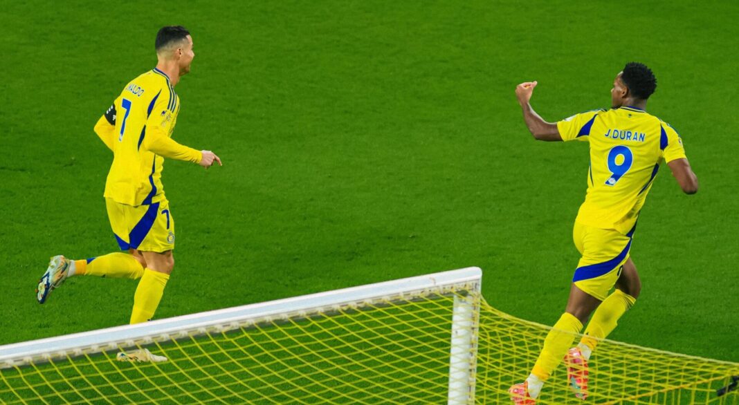 Cristiano Ronaldo e Jhon Durán Ronaldo e Durán Al Nassr