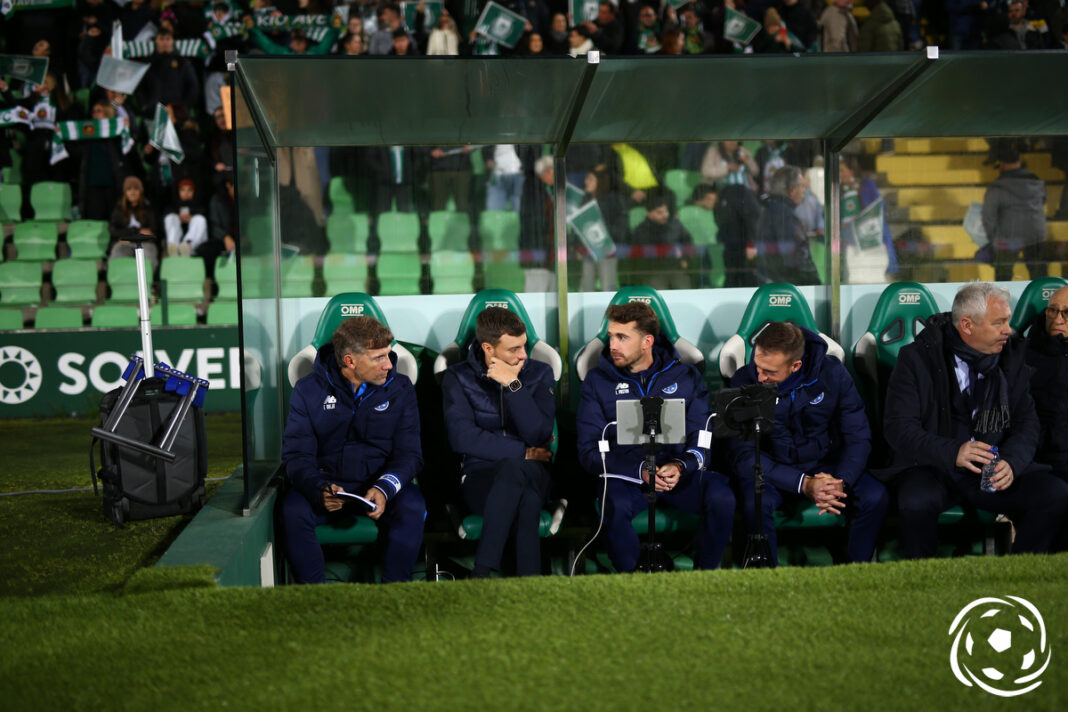 Rio Ave FC v FC Porto - Liga Portugal Betclic banco do FC Porto