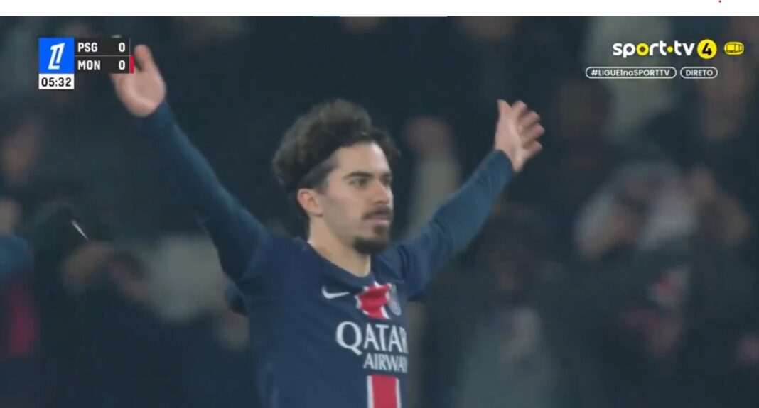 Vitinha livre festejo Vitinha PSG