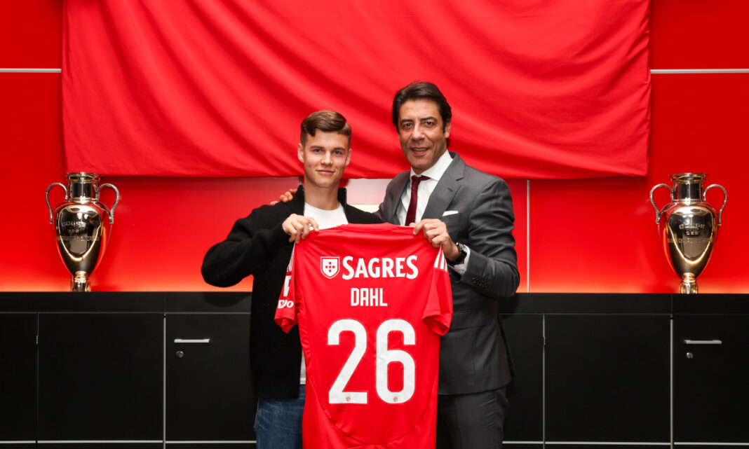 Samuel Dahl Samuel Dahl